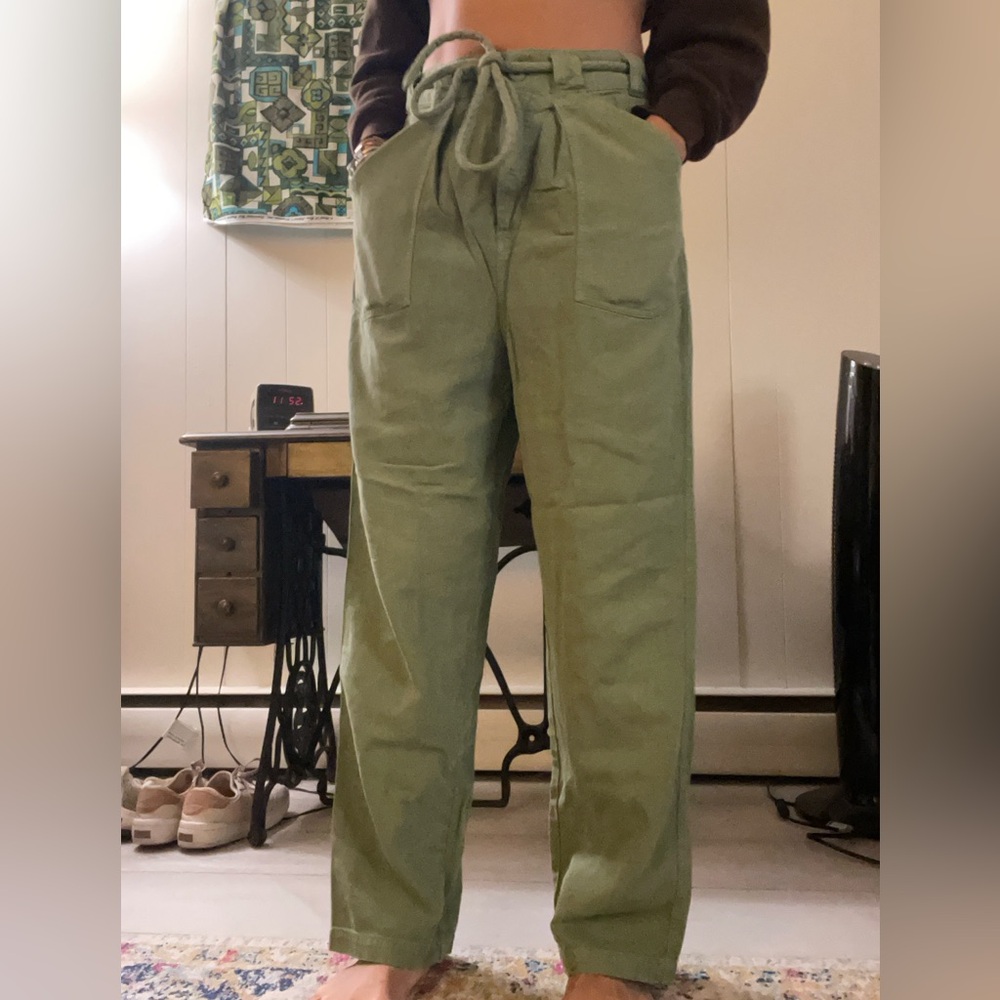 Green Free People chunky drawstring loose pants with pockets and stretch